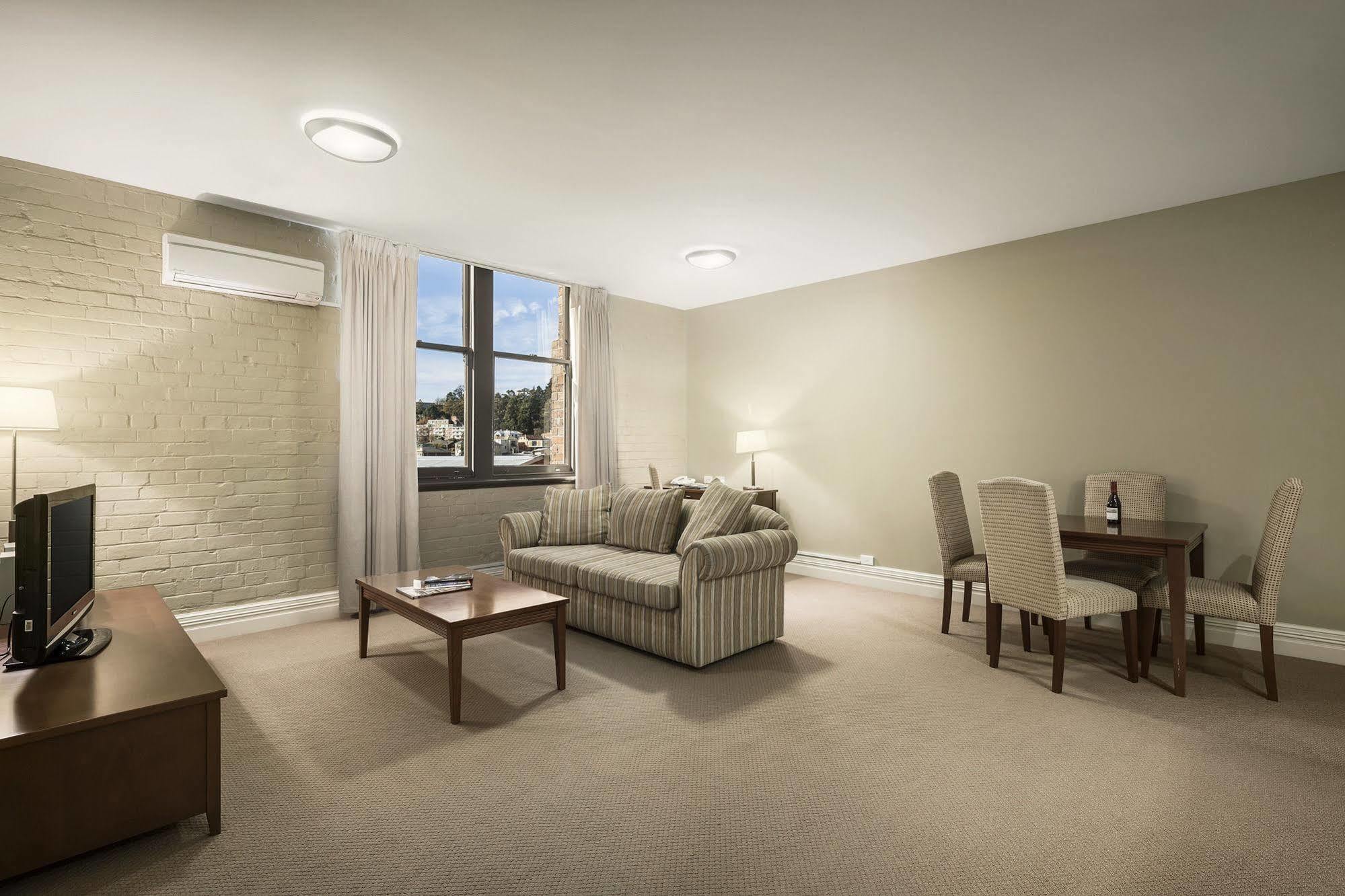 Launceston Central Apartment Hotel Official Exterior photo